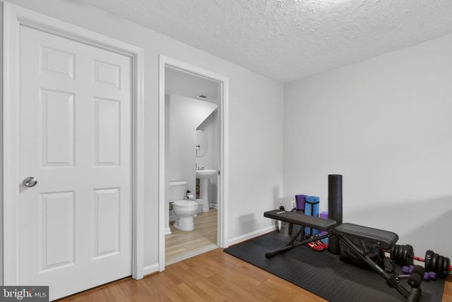 805 SMARTTS LN NE, Leesburg, VA 20176