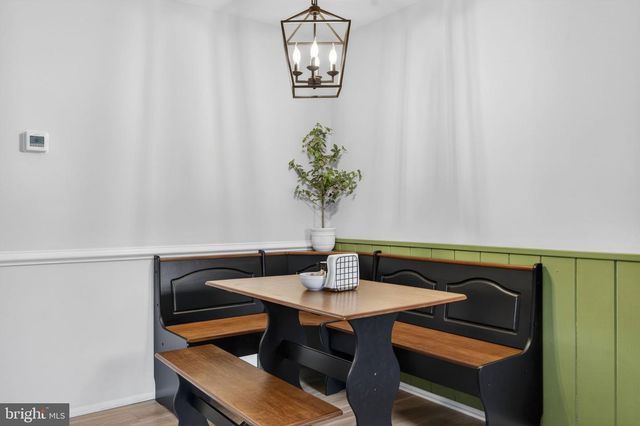 805 SMARTTS LN NE, Leesburg, VA 20176