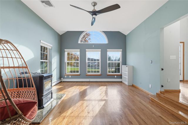 3 Clemence Drive, New Windsor, NY 12553