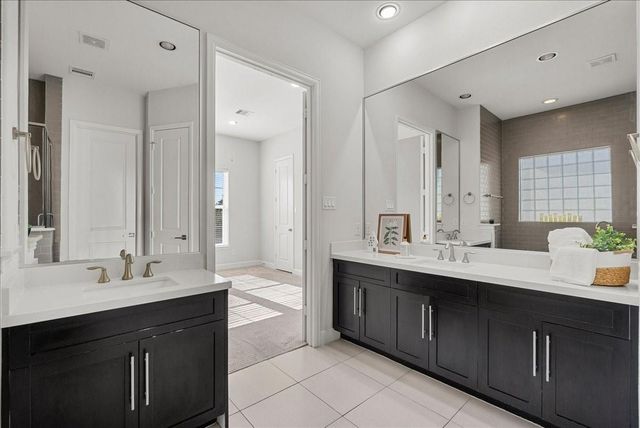 403 N Nagle Street B, Houston, TX 77003