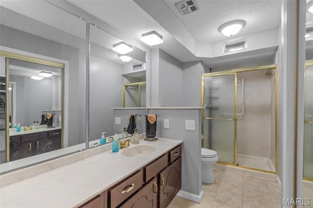 1026 Kehrs Mill Road 4, Ballwin, MO 63011