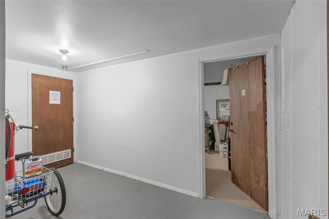 1026 Kehrs Mill Road 4, Ballwin, MO 63011