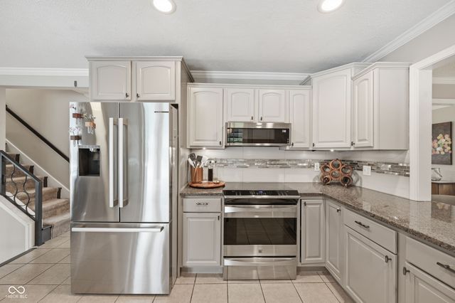 10655 E 98th Street, Fishers, IN 46037