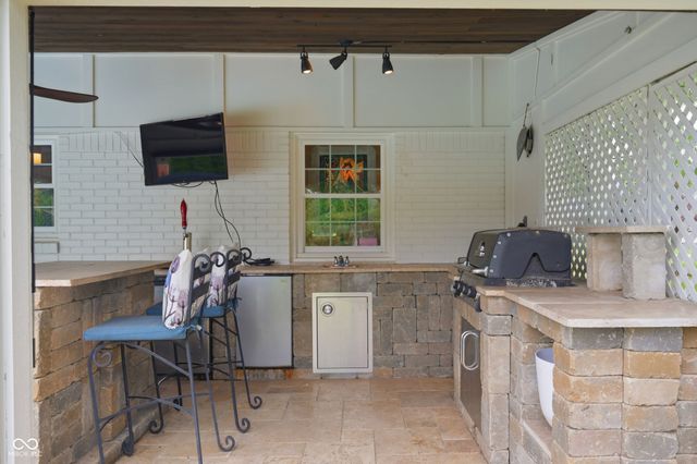 10655 E 98th Street, Fishers, IN 46037