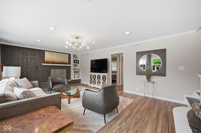 10655 E 98th Street, Fishers, IN 46037