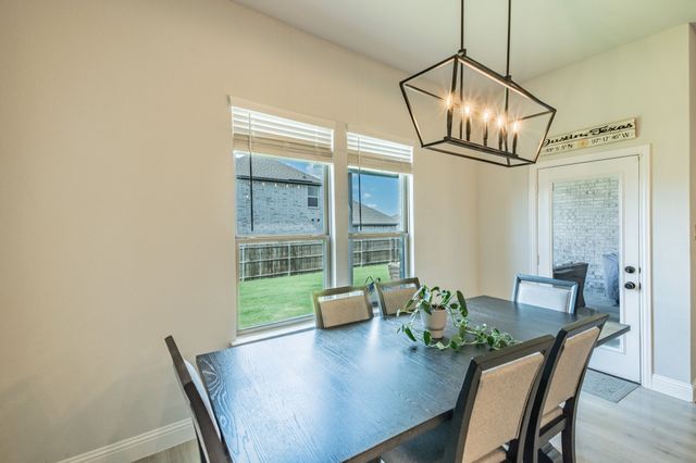 508 Hillcrest Circle, Justin, TX 76247