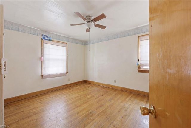 3514 Lilac DR, Portsmouth, VA 23703