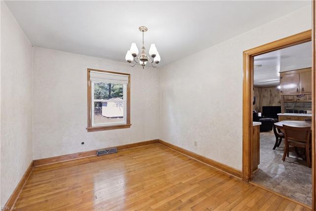 3514 Lilac DR, Portsmouth, VA 23703