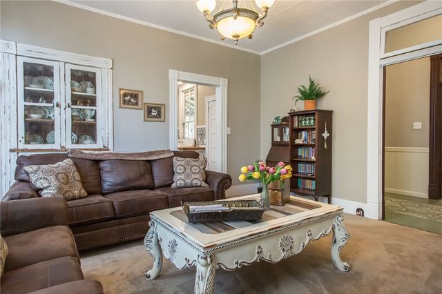 1261 Grove Ave, Waycross, GA 31501