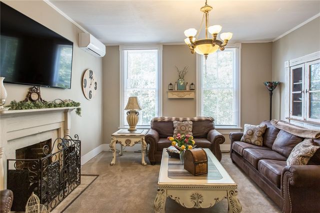 1261 Grove Ave, Waycross, GA 31501