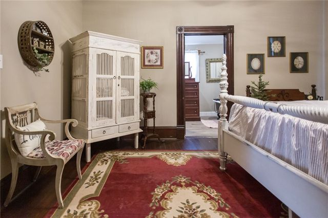 1261 Grove Ave, Waycross, GA 31501