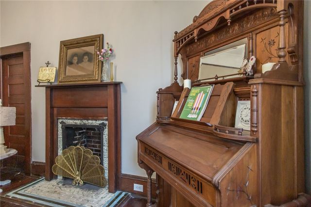 1261 Grove Ave, Waycross, GA 31501