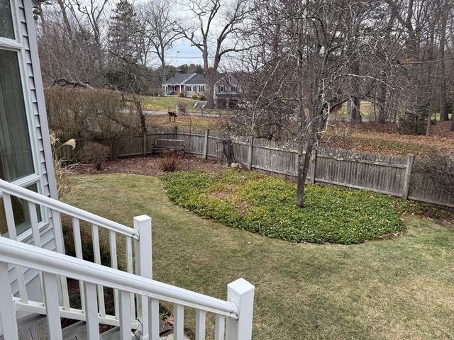 396 Wellesley Ave, Wellesley, MA 02481