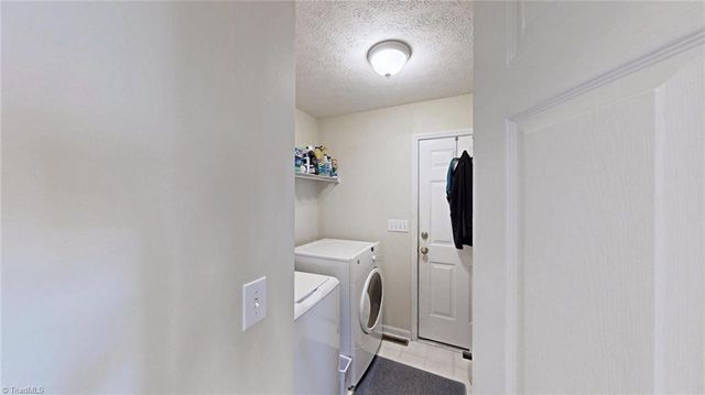 101 Brightleaf Court, Archdale, NC 27263