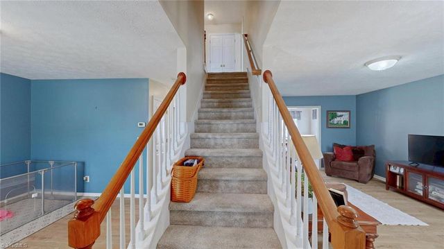 101 Brightleaf Court, Archdale, NC 27263