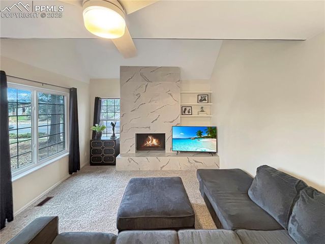 422 Cobblestone Drive, Colorado Springs, CO 80906