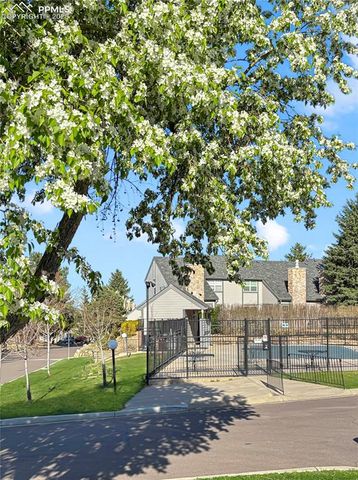 422 Cobblestone Drive, Colorado Springs, CO 80906