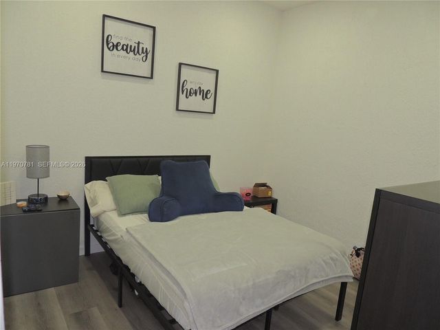 11301 NW 88th Ter, Doral, FL 33178