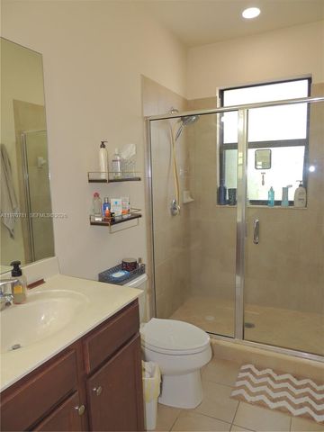 11301 NW 88th Ter, Doral, FL 33178