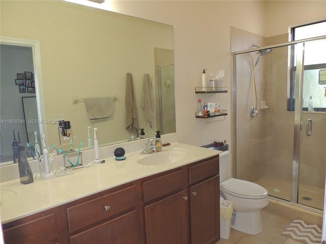 11301 NW 88th Ter, Doral, FL 33178