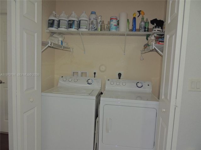 11301 NW 88th Ter, Doral, FL 33178