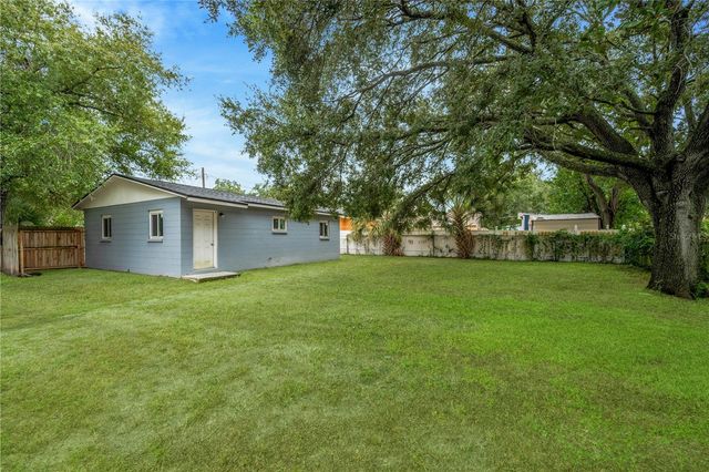 2626 E CHELSEA STREET, Tampa, FL 33610