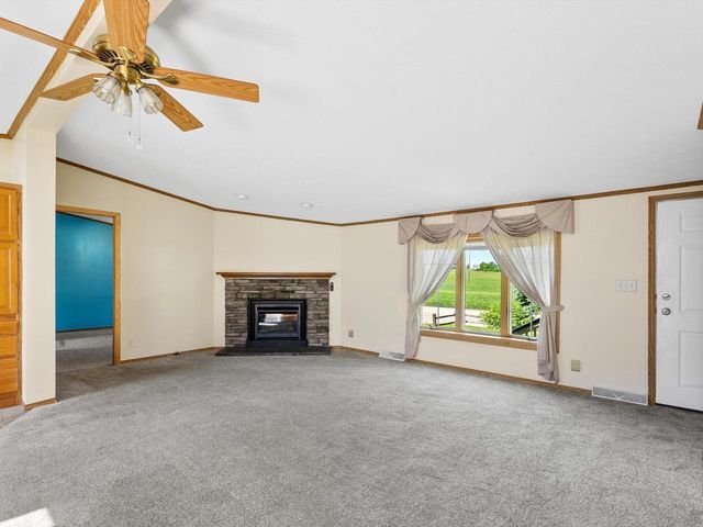 220 N Packer DRIVE, Manitowoc, WI 54220