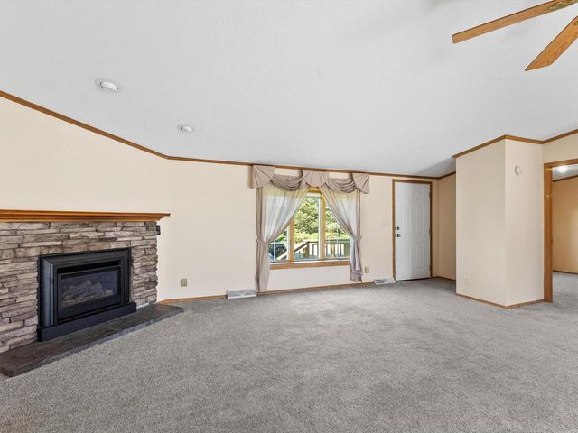 220 N Packer DRIVE, Manitowoc, WI 54220