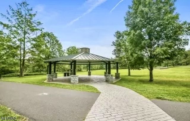 97 Troy Dr B, Springfield Twp., NJ 07081