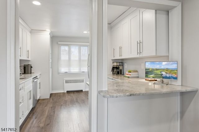 97 Troy Dr B, Springfield Twp., NJ 07081