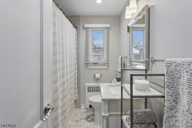 97 Troy Dr B, Springfield Twp., NJ 07081