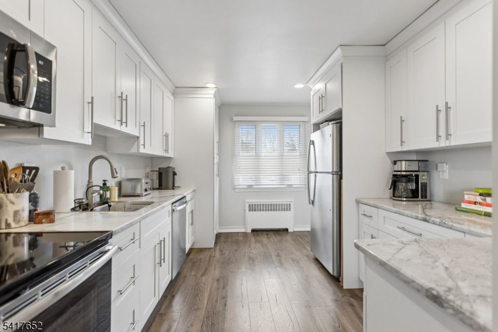 97 Troy Dr B, Springfield Twp., NJ 07081