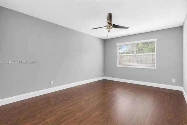 5961 N Falls Cir Dr 309, Lauderhill, FL 33319
