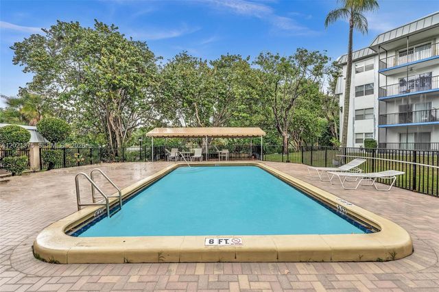 5961 N Falls Cir Dr 309, Lauderhill, FL 33319