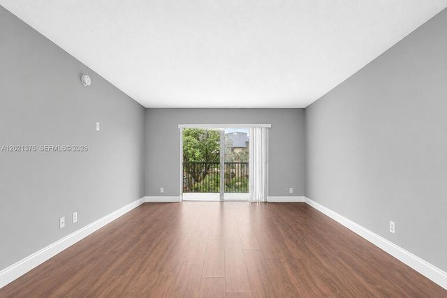5961 N Falls Cir Dr 309, Lauderhill, FL 33319