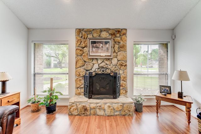 530 Kerri Leigh Court, Spring, TX 77388