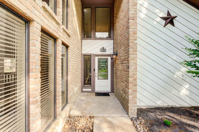 530 Kerri Leigh Court, Spring, TX 77388