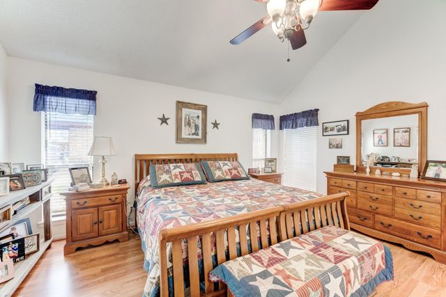 530 Kerri Leigh Court, Spring, TX 77388