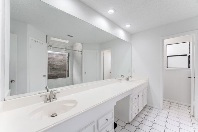530 Kerri Leigh Court, Spring, TX 77388