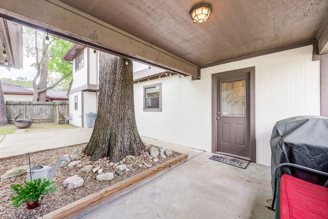 530 Kerri Leigh Court, Spring, TX 77388