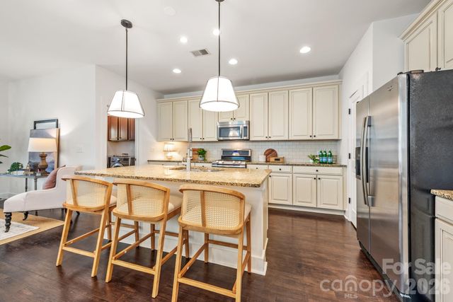2318 Woodward Avenue, Charlotte, NC 28206