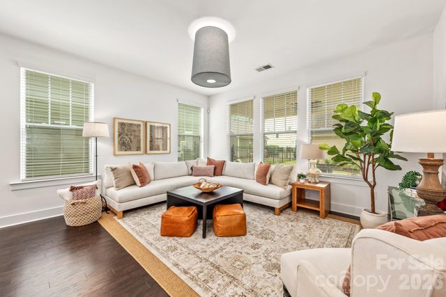 2318 Woodward Avenue, Charlotte, NC 28206