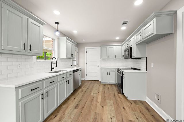 13666 Joseph St, Walker, LA 70785