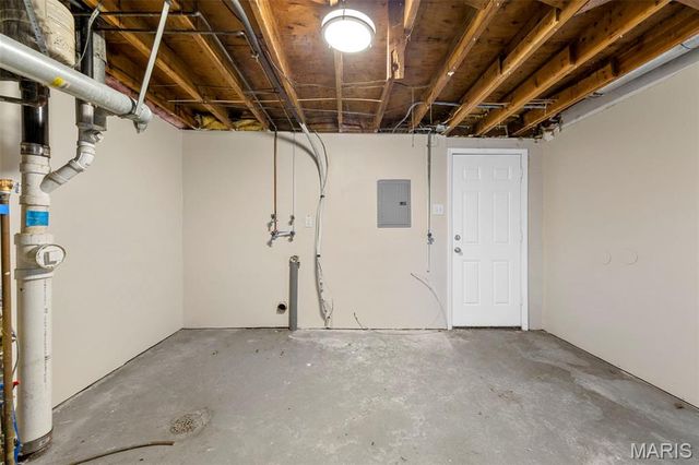 1767 Stilton Court, Florissant, MO 63031