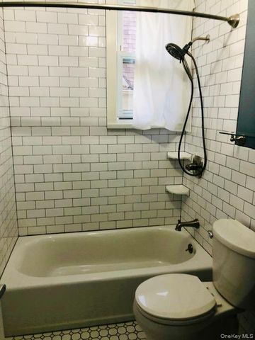 8418 108th Street, Richmond Hill, NY 11418