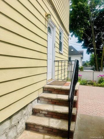 8418 108th Street, Richmond Hill, NY 11418