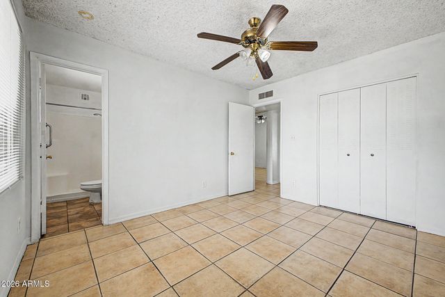 8201 W SELLS Drive, Phoenix, AZ 85033