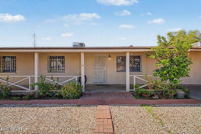 8201 W SELLS Drive, Phoenix, AZ 85033