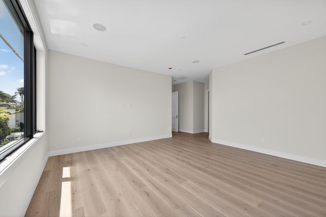 1550 Ponce De Leon Drive, Fort Lauderdale, FL 33316