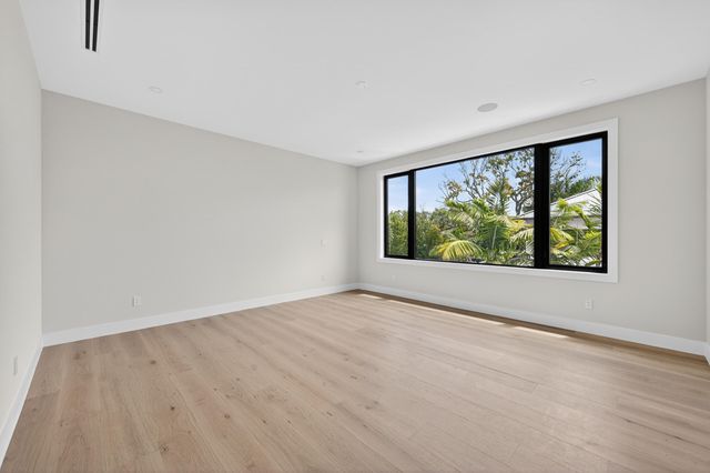1550 Ponce De Leon Drive, Fort Lauderdale, FL 33316